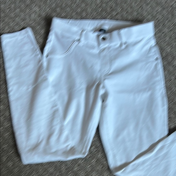 HUE Pants - HUE Classic White Jeans